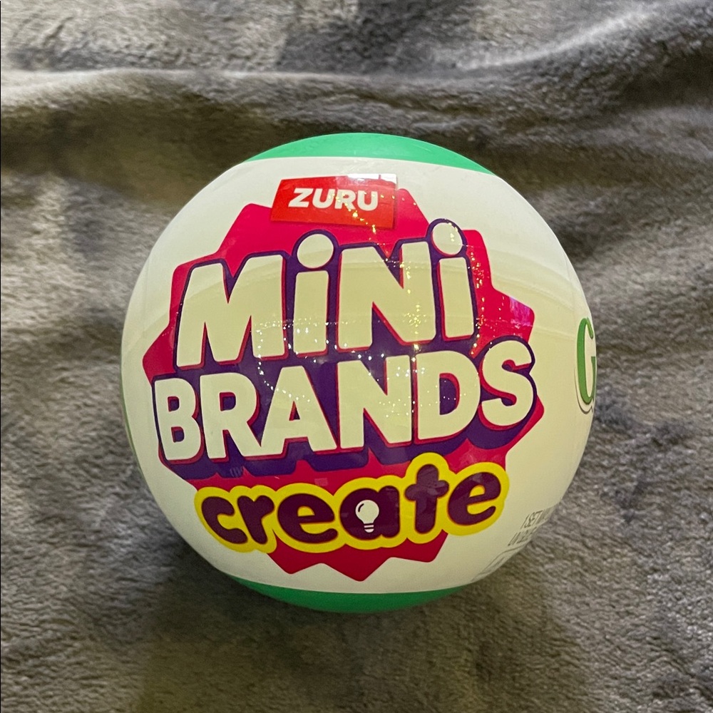 ZURU Mini Brands Create Toy - Green and White